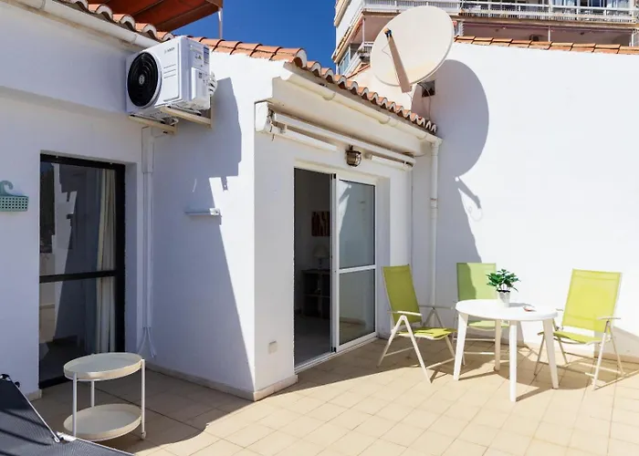 Carihuela Apartment *